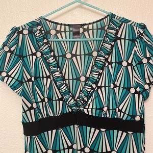 Woman’s size large Maurice’s shirt